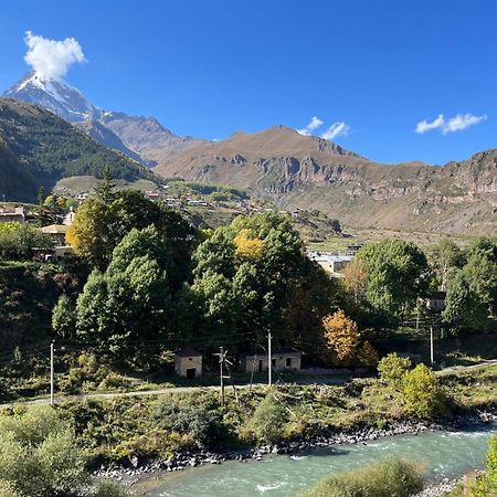 Hotel Stancia Kazbegi - City Center Exterior photo