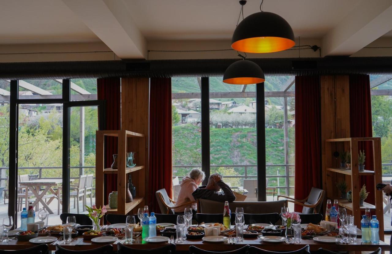 Hotel Stancia Kazbegi - City Center Exterior photo