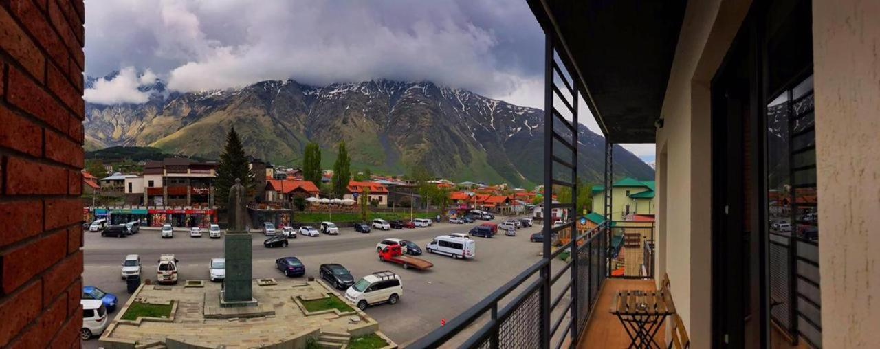 Hotel Stancia Kazbegi - City Center Exterior photo